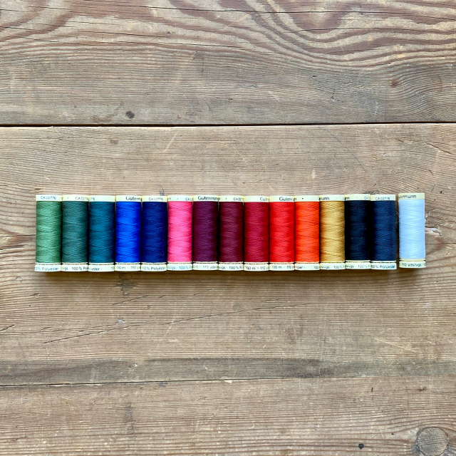 Sewing thread polyester