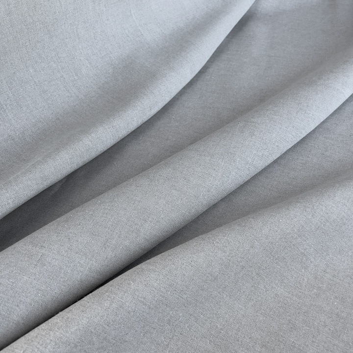 Skjortlinne piece goods unbleached unwashed in the group PRODUCTS / LINEN FABRIC / Clothing fabrics at Växbo Lin (100-0)