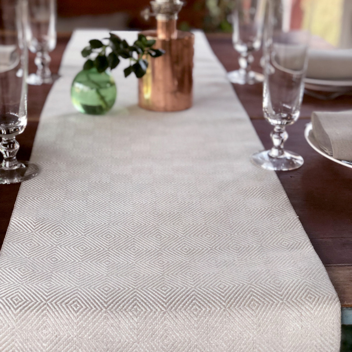 Rutig Strandråg Runner in the group PRODUCTS / CHRISTMAS / Christmas runner at Växbo Lin (34l)