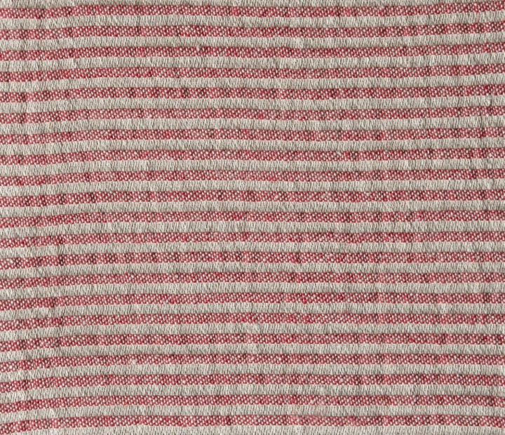 Våga Duk stryk- & mangelfri röd 160x275 i gruppen SORTIMENT / DET DUKADE BORDET / Linnedukar hos Växbo Lin (50-0-12-160x275)