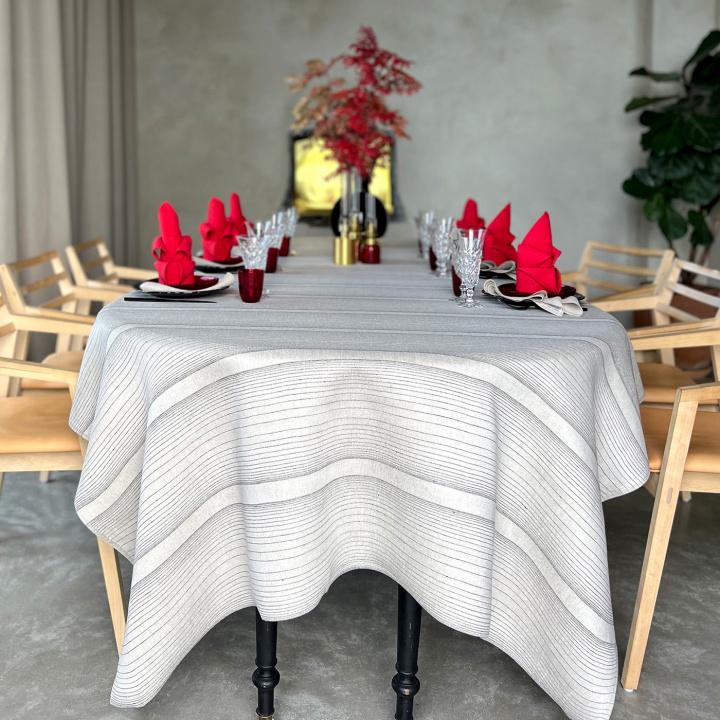Orion Table cloth in the group PRODUCTS / THE SET TABLE / Table clothes at Växbo Lin (56)