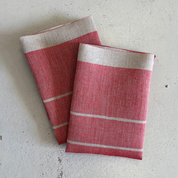 Ingela Towel red 2pcs unhemmed in the group PRODUCTS / DIY / Unhemmed products at Växbo Lin (c19-79-12)