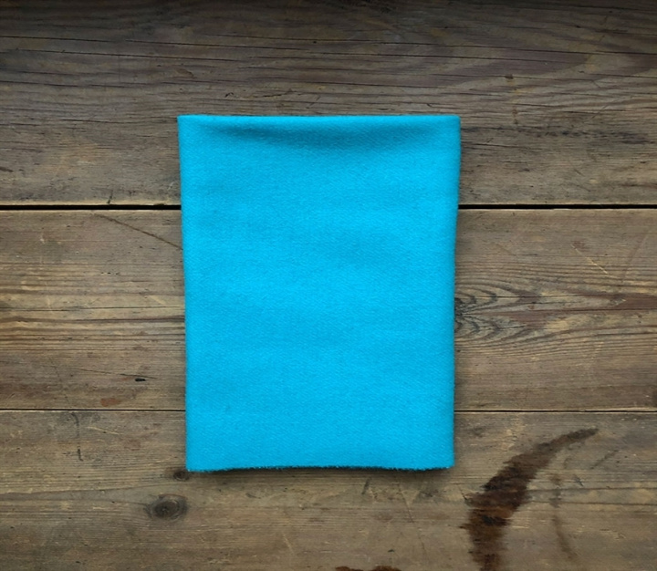 High quality woven woolen fabric turquoise in the group PRODUCTS / DIY / DIY-materials at Växbo Lin (i100-26)